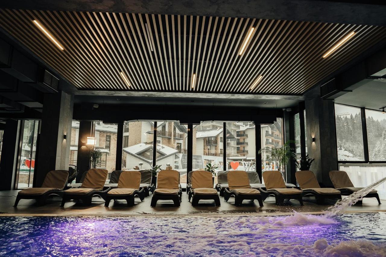 Westhills Cottage Town & Spa Bukovel Exterior photo