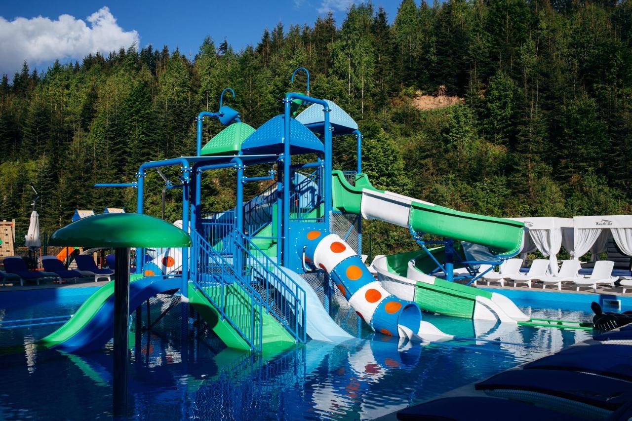 Westhills Cottage Town & Spa Bukovel Exterior photo
