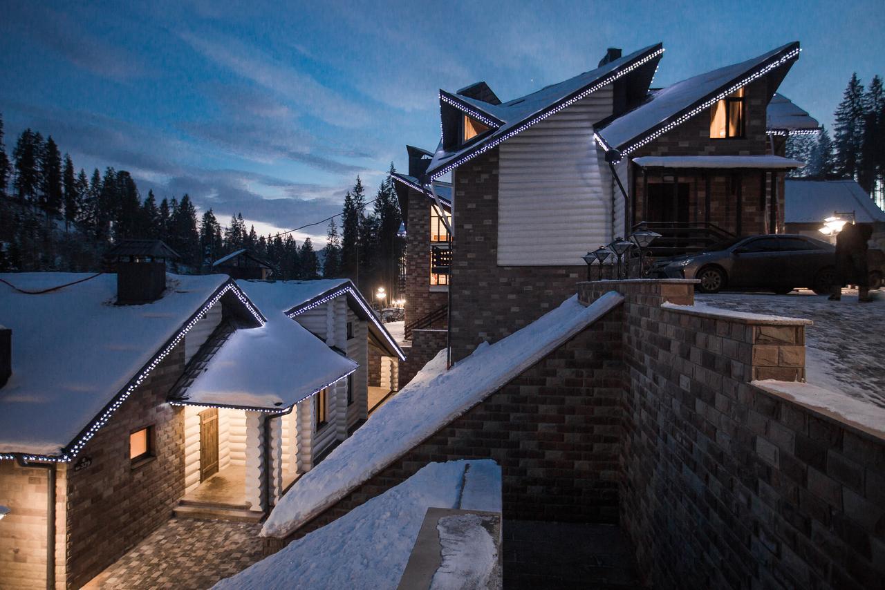 Westhills Cottage Town & Spa Bukovel Exterior photo