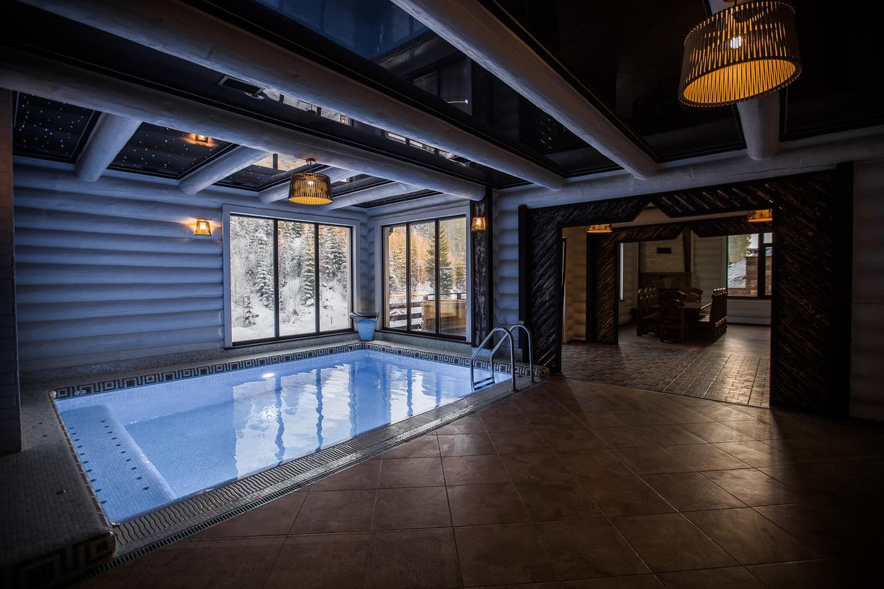 Westhills Cottage Town & Spa Bukovel Exterior photo