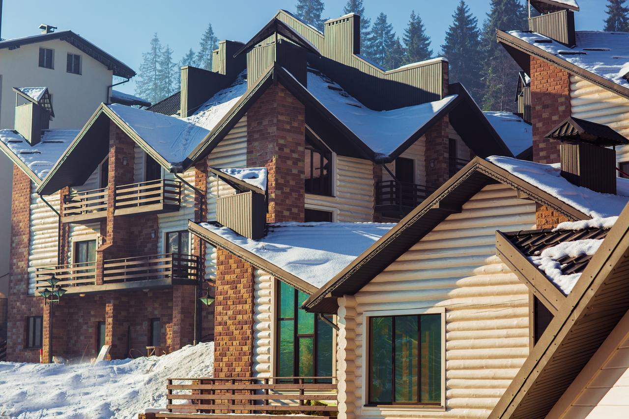 Westhills Cottage Town & Spa Bukovel Exterior photo