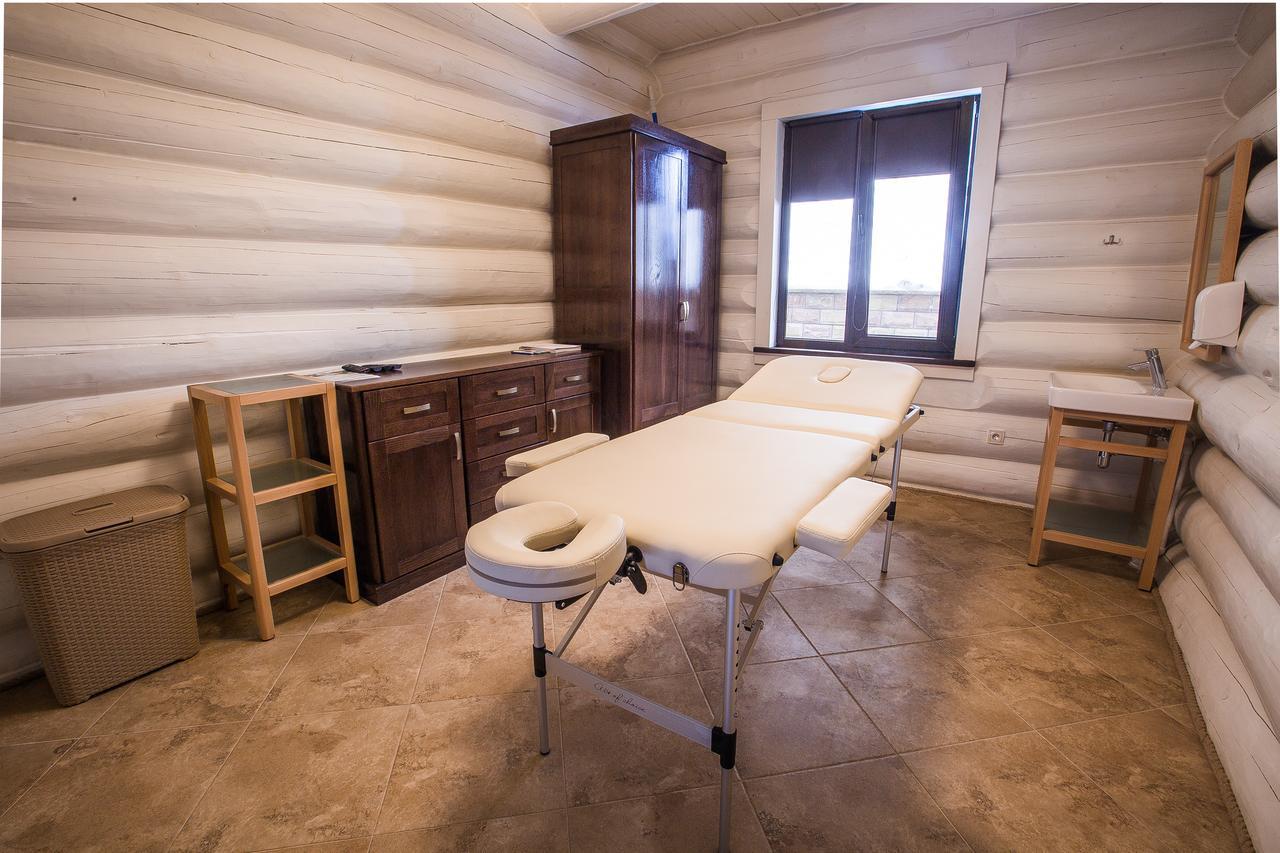Westhills Cottage Town & Spa Bukovel Exterior photo