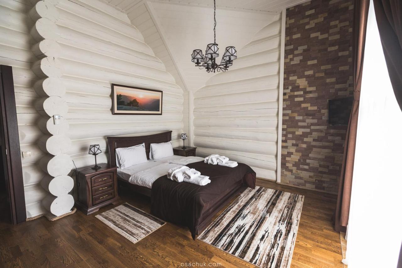 Westhills Cottage Town & Spa Bukovel Exterior photo